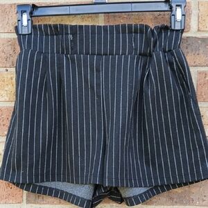 🧡Poof! Black and White Pinstripe High Waist Shorts